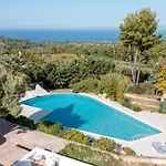 Constantin By Halkidiki فيلة *